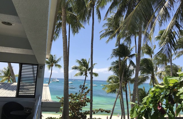 Grand Blue Beach Hotel