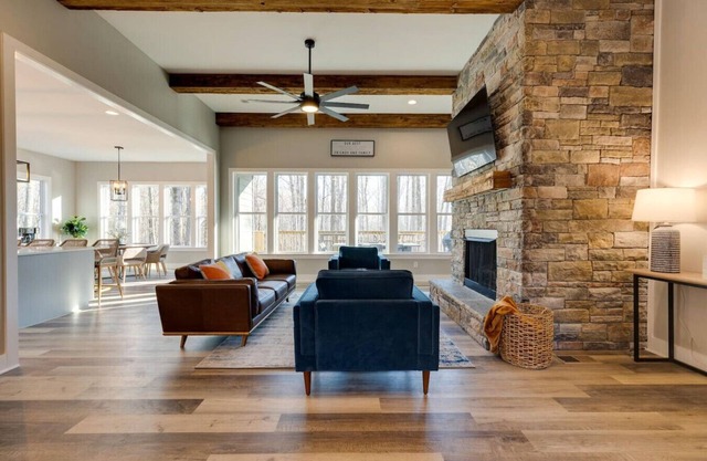 The Retreat is Nashville's Luxurious Cabin Nestled in the Most Serene, Gorgeous Mountains!
