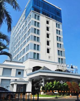 Grand Candi Hotel