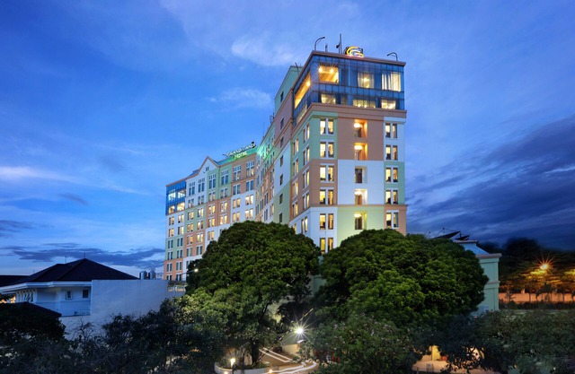 Grand Candi Hotel