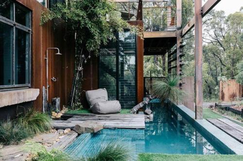 Grand Designs Eco Bush Retreat