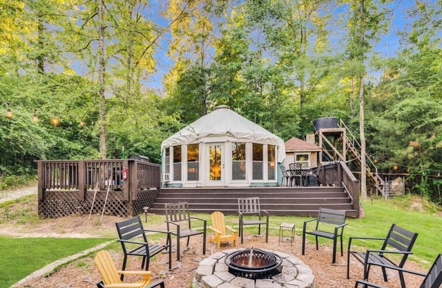 WOW-Yurt-Private Lake-Canoe-on 80 Acres