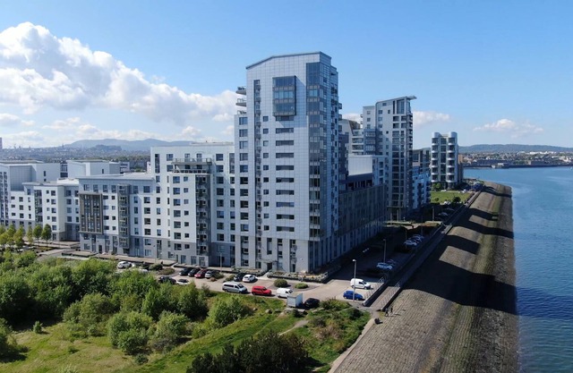 Grand Harbour Apartments