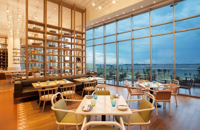 Grand Hyatt Kochi Bolgatty