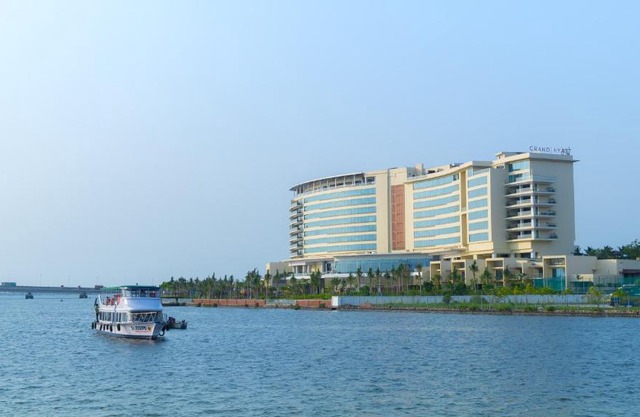 Grand Hyatt Kochi Bolgatty