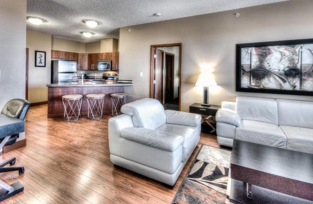 Grand Inn & Residence- Grande Prairie