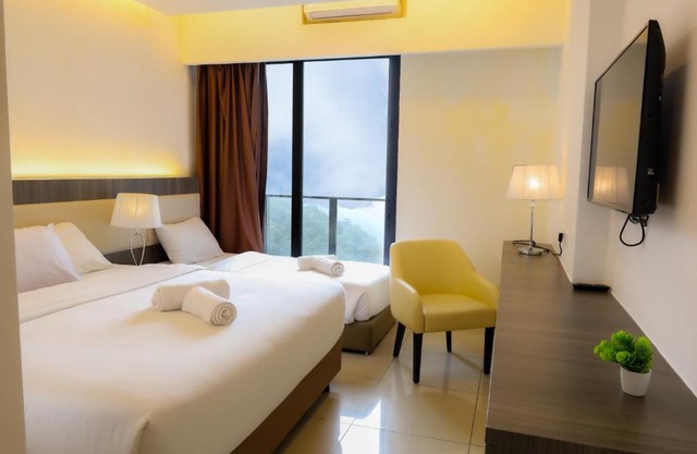 Grand Ion Deleman Premium Room by TOPHOME