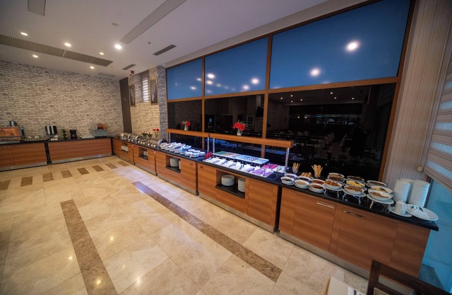 Grand Itimat Hotel