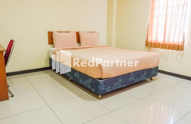 Grand Kembar Hotel Mitra RedDoorz