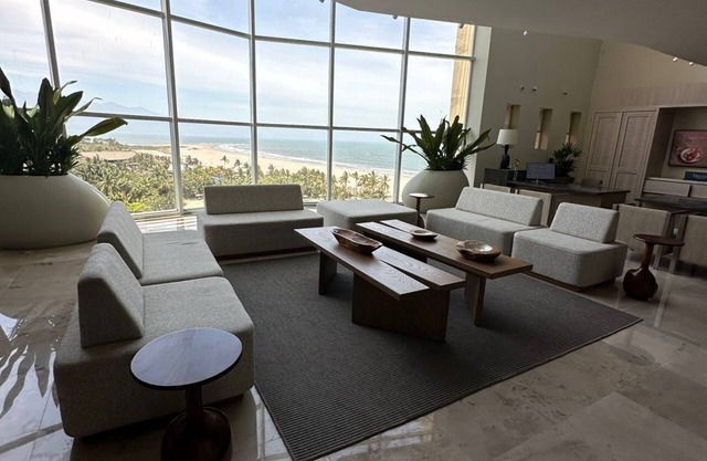 Grand Luxxe is a sophisticated getaway to the most discerning palates