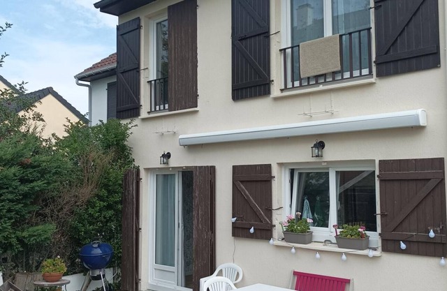 Grand Maison Neuve à la Campagne à 30 Minutes Seulement de Paris