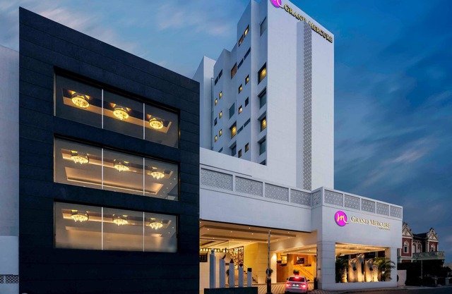 Grand Mercure Vadodara Surya Palace Hotel
