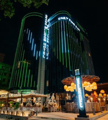 Grand Mildom Hotel