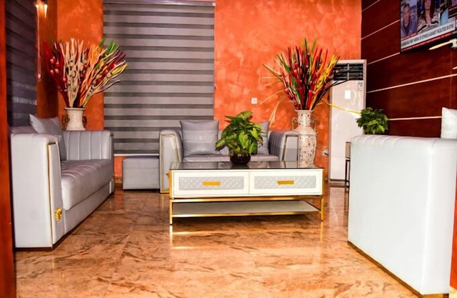 Grand Pallazo Hotel and Suites