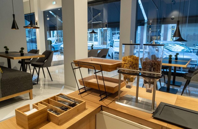 Grand Port Suites Thessaloniki