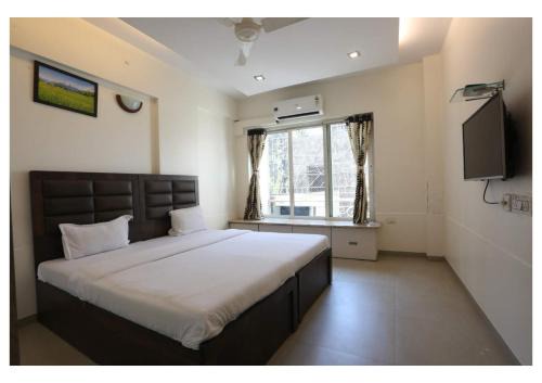 Grand Rosso Apartments