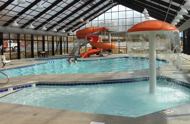 Grand Smokies Resort Lodge