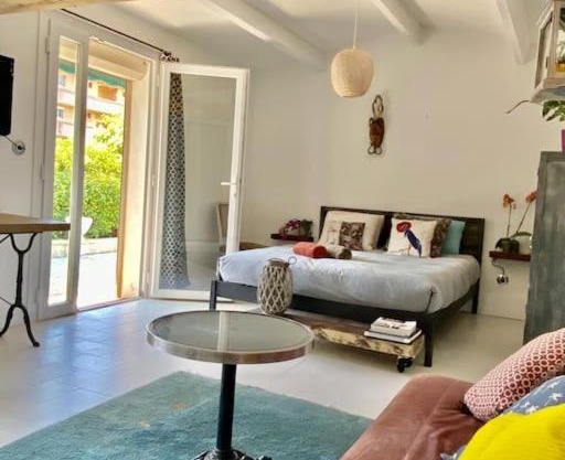 Grand Studio 30m avec jardin proche des plages