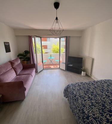Grand Studio avec loggia