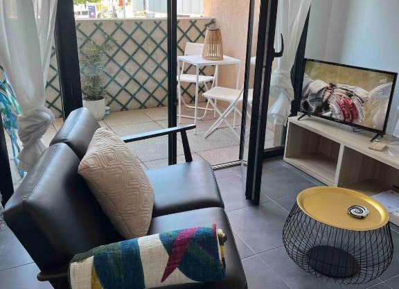 Grand Studio avec Parking et Wifi