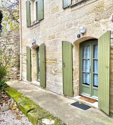 Grand studio sur jardin en centre-ville