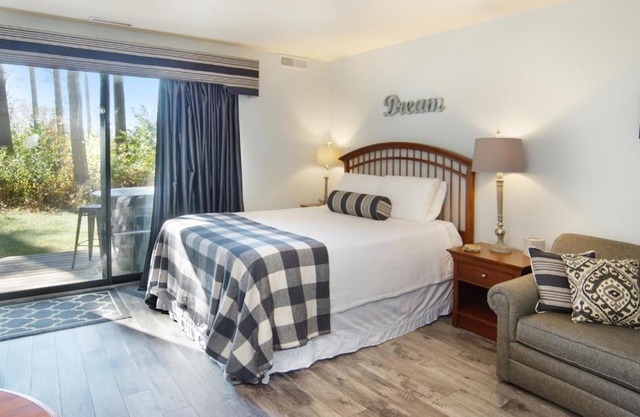 Grand Traverse Bay Waterfront Condo