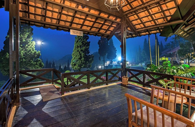 Grand Whiz Hotel Bromo
