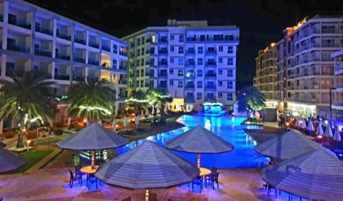 Grandblue condominium 602