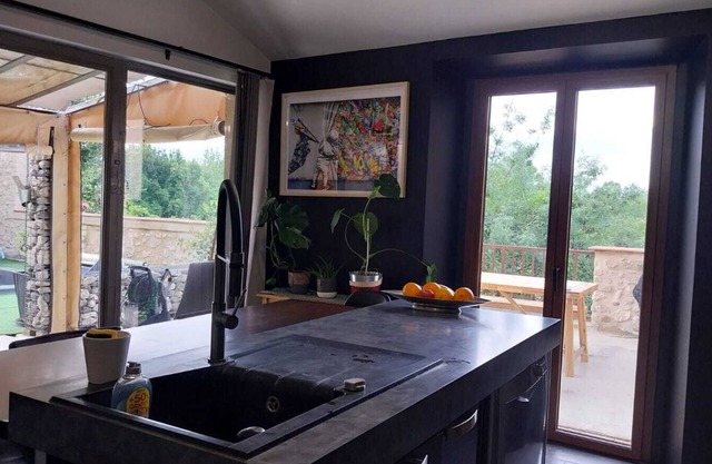 Grande Maison Avec Piscine