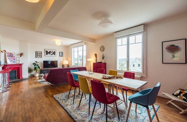 Grande maison conviviale - pour 10 personnes
