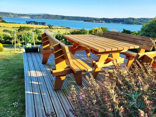 Grande maison familiale,SUPERBE VUE mer,calme,confort,SPA