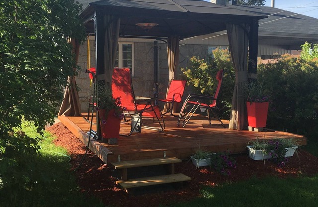 Grande Maison Près de Tous les Services et Attractions Touristiques