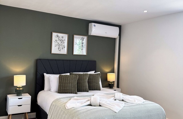 GrandLuxe - 5BR Shepherd's Bush