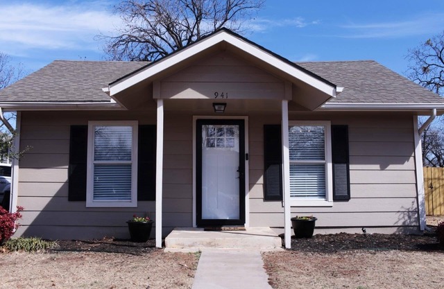 Grandma’s cottage- centrally located