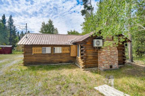 Grandpas Cabin about 30 Miles to Yellowstone!
