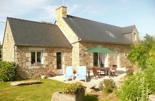 Granite stone house with fireplace, Plouguerneau