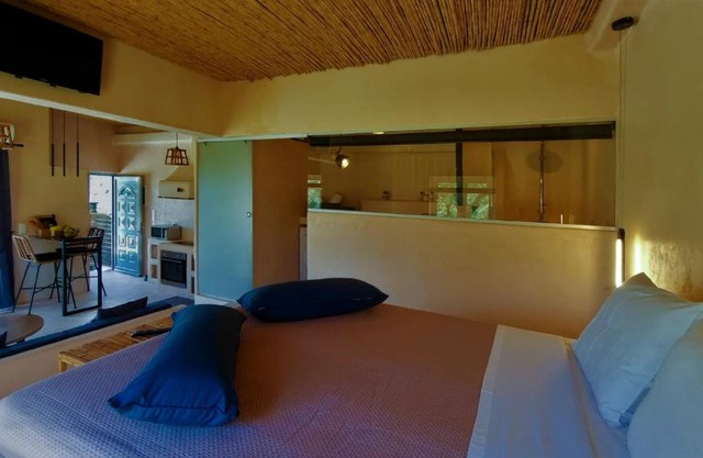 Gratelia Studio Damnoni