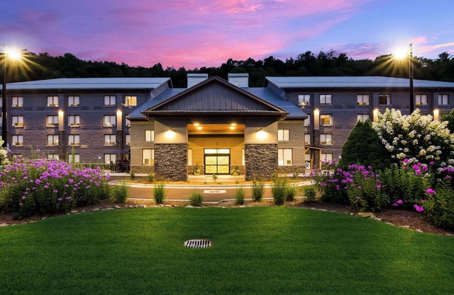 Graystone Lodge, Ascend Hotel Collection