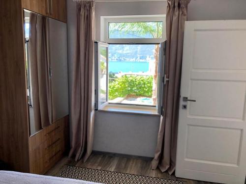 Great 1-Bedroom Private Apartment in Villa