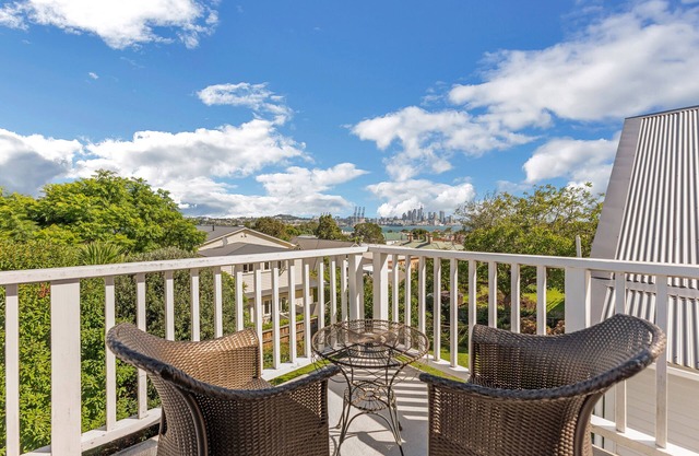 Great apartment with stunning views