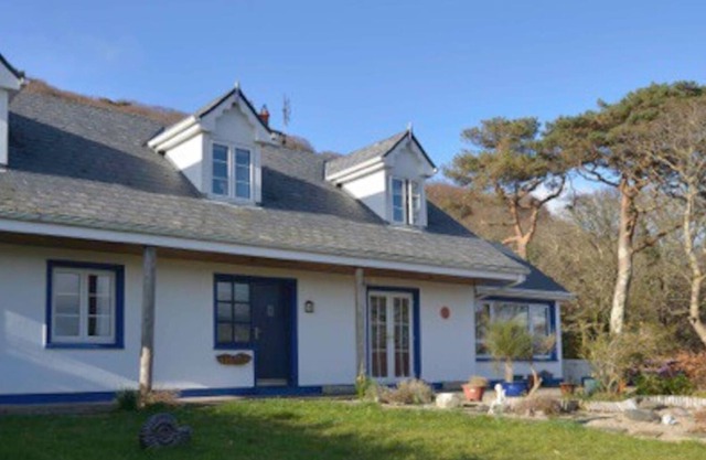 Great beach side location - Old Head Louisburg