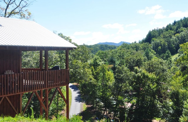 Río de acceso con es nuevo cabaña rústica, wifi, capacidad para 6 personas. Cerca de Casino.