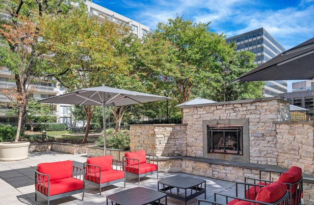 Great Condo Crystal City wGym
