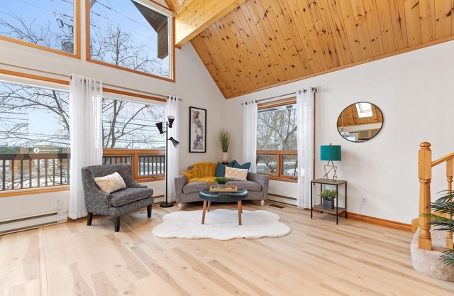 Great Downtown Home!