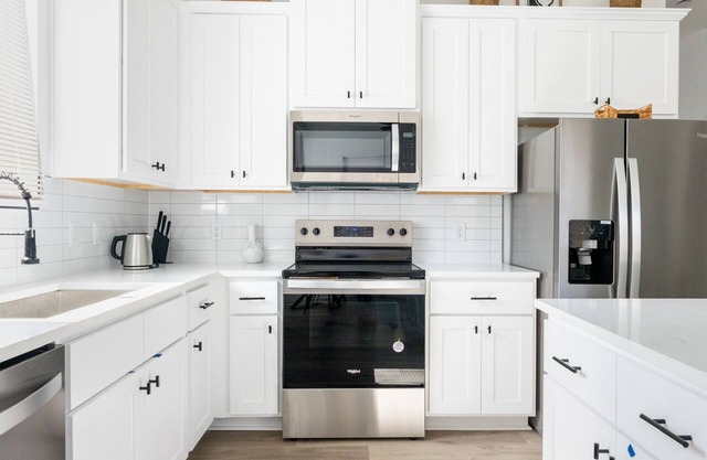 Great Escape! - Near Downtown Houston - Pet Friendly!