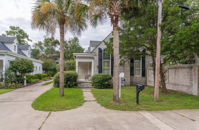 Great Family Home Close to Beach and St. Simons Island Village Area