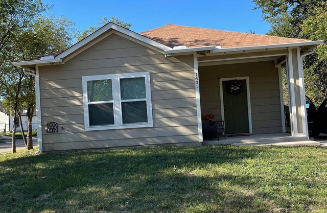 Great family home 10 minutes from downtown