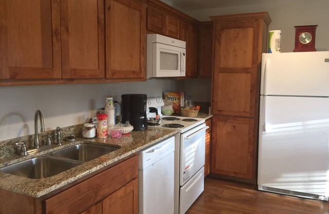 Gran cabina de vacaciones de la familia en el este de Texas, cerca de Sam Rayburn Lago