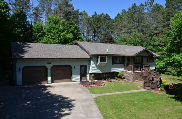 Great getaway for families wanting to golf, ski, boat or hit the trails