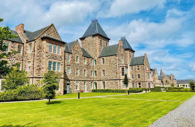 Great Glen Townhouse